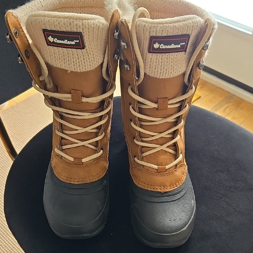 Canadians Tan and Black Winter Boots